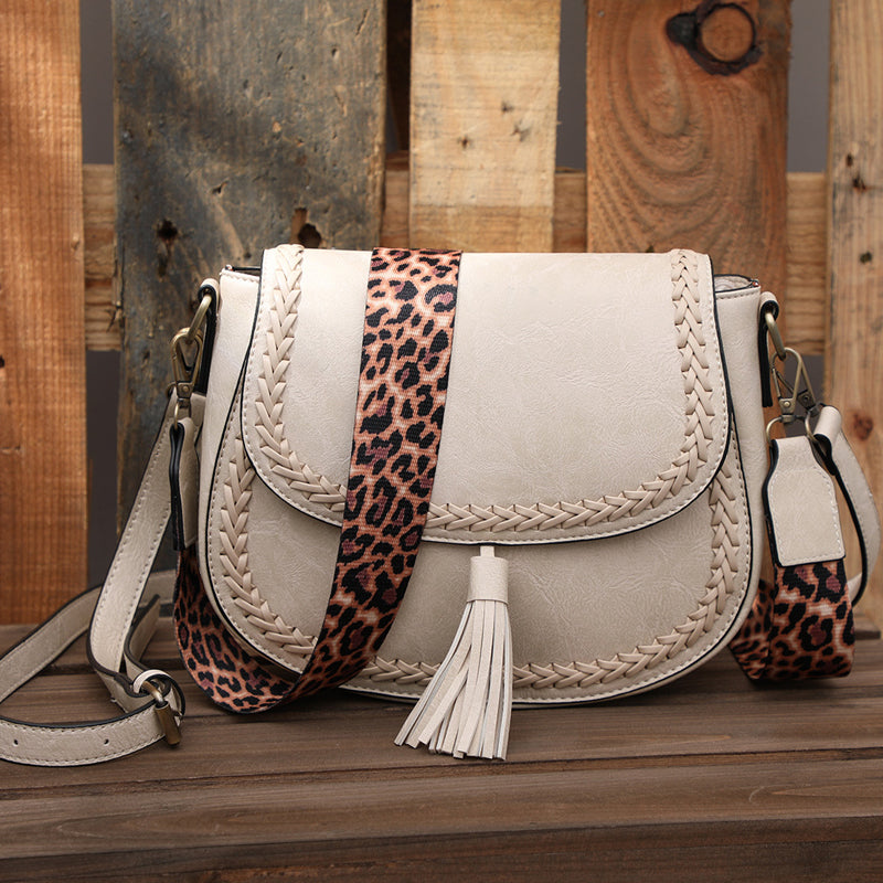 European And American Bags Handmade Weave Vintage Saddle Tassel Bag