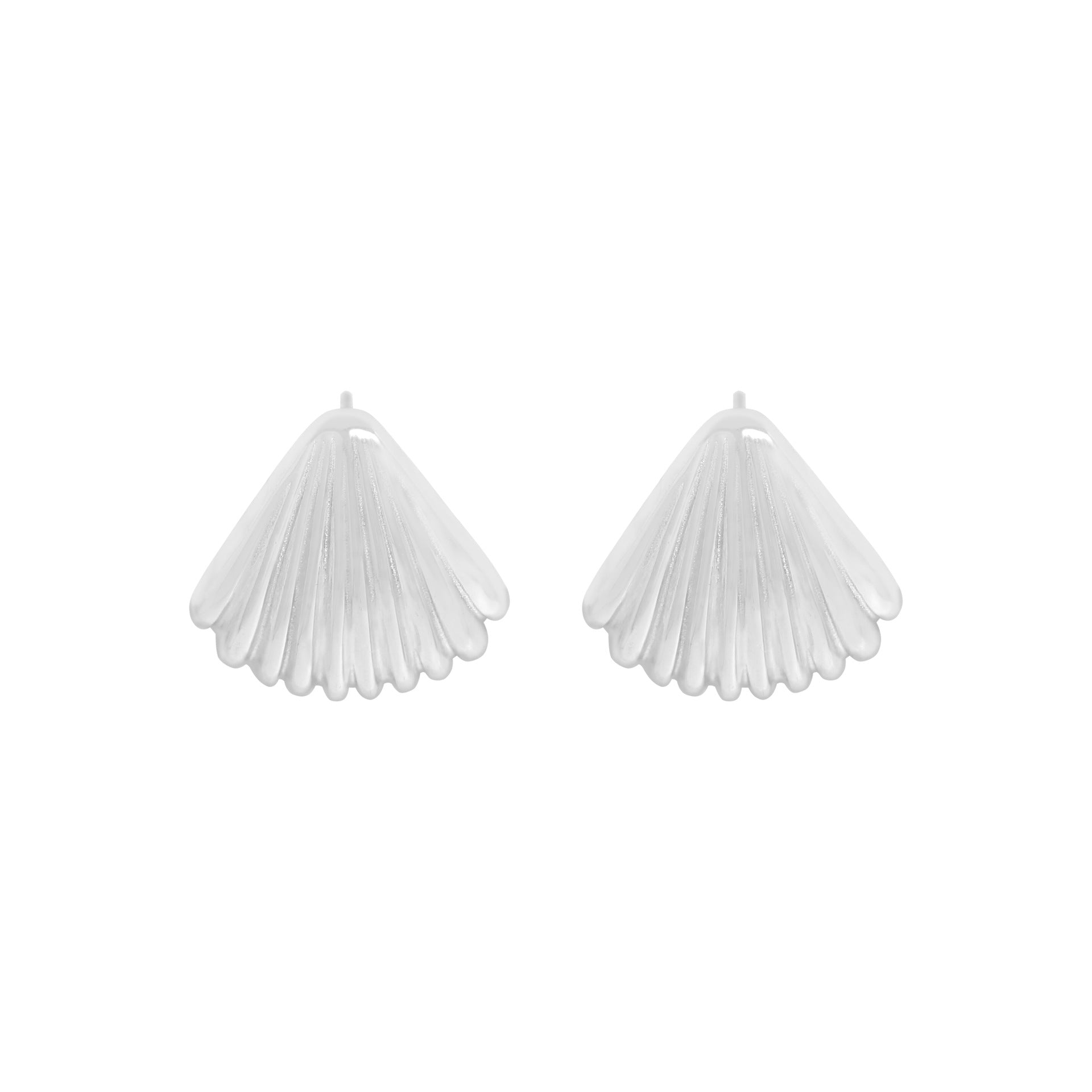 Perfect Shell Stud Stud Sterling Silver S925 Female