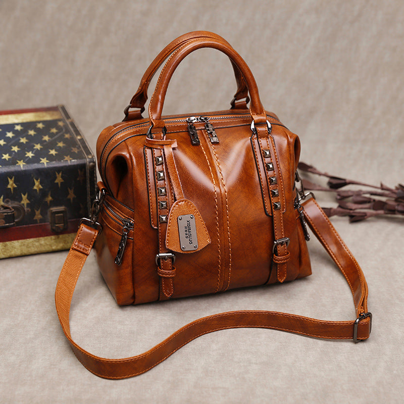 Oil wax retro portable oblique fashion female bag